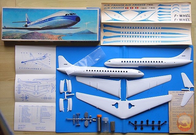 Самая простая модель самолетика: два варианта